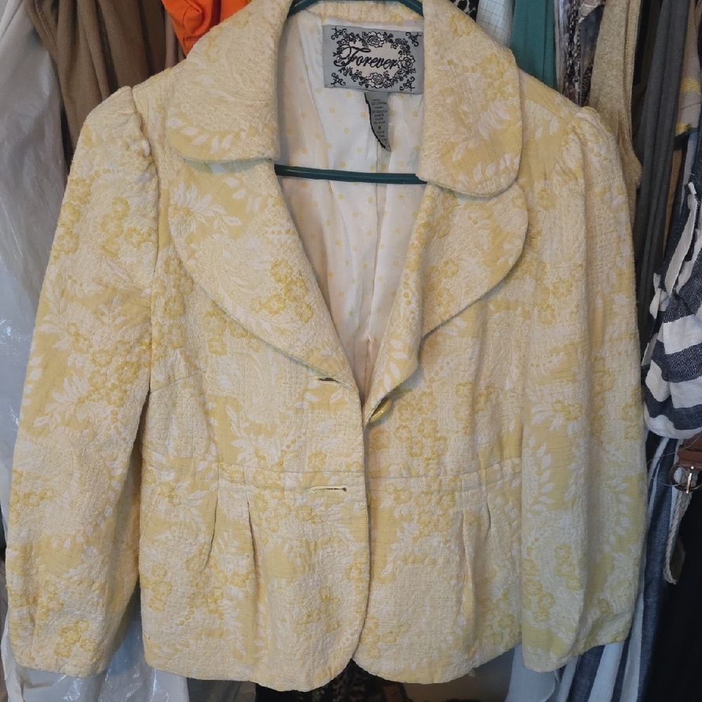 Forever Collectibles Yellow Floral Blazer